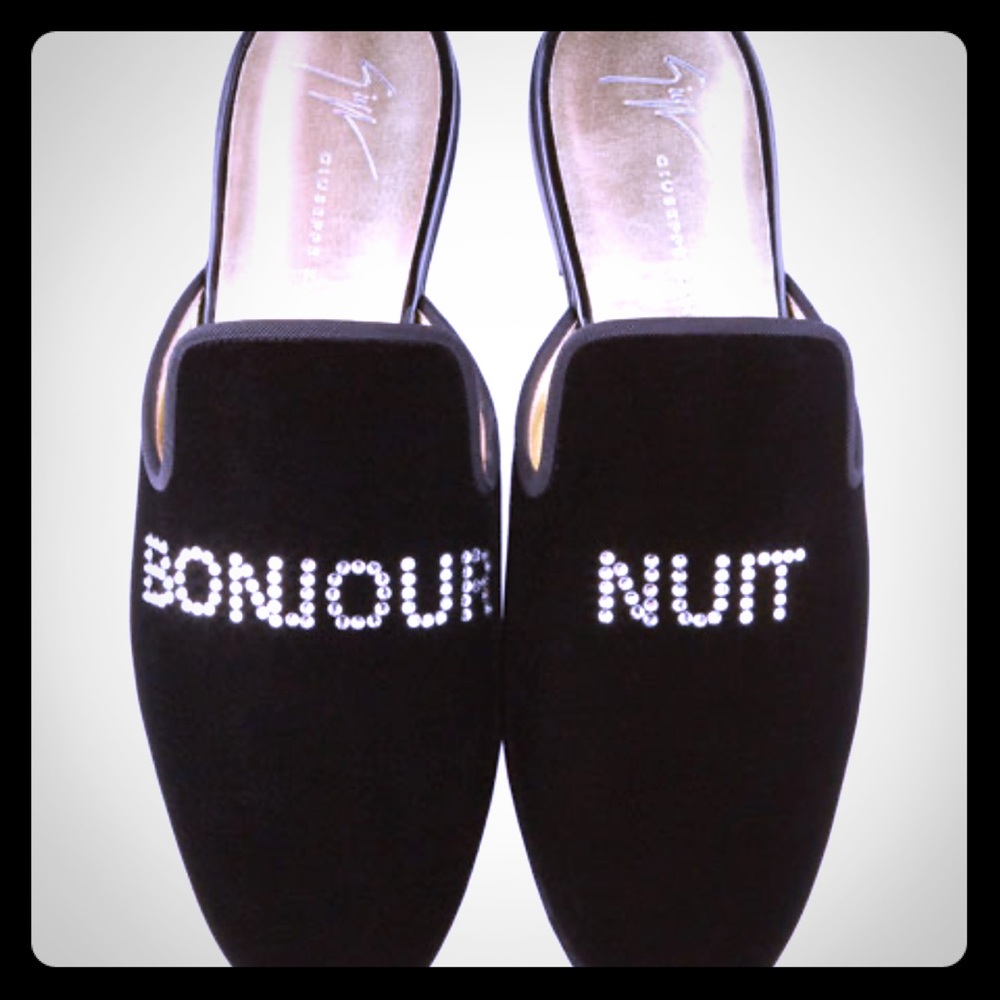 Giuseppe Zanotti flats with crystals